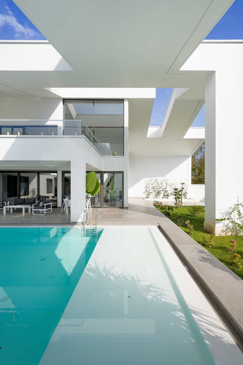 picture no. 17 of Goleyjan Villa project, designed by Mohammad Reza Kohzadi