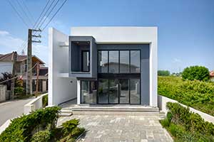 Konj Villa