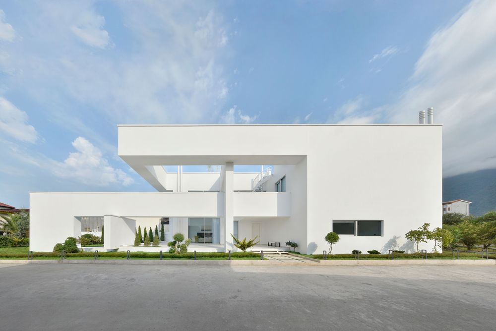 picture no. 11 of Moshref Villa project, designed by Mohammad Reza Kohzadi
