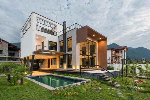 Tooska Villa