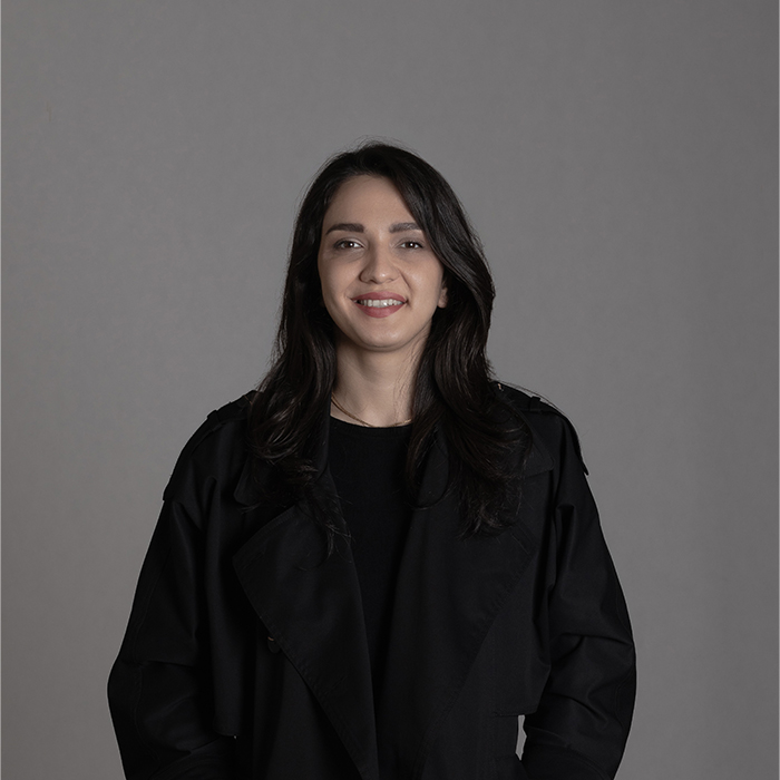 Narges sefidabi, smiling